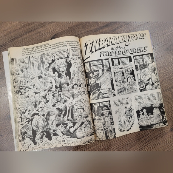 MAD Magazines (Early 90s) - Picture 5 of 10